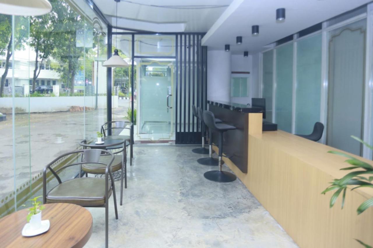 Utc Dago Hotel Bandung Buitenkant foto