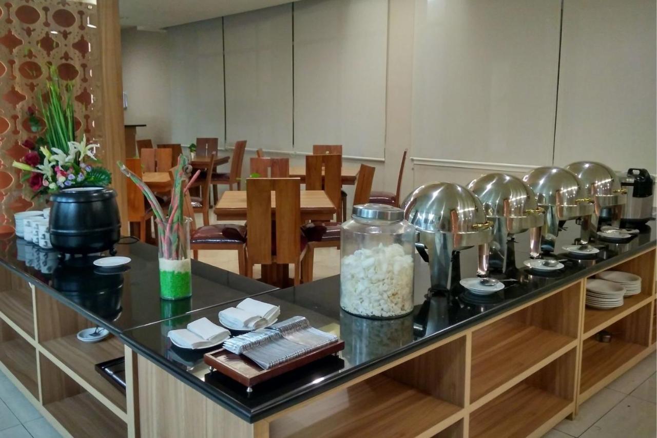 Utc Dago Hotel Bandung Buitenkant foto