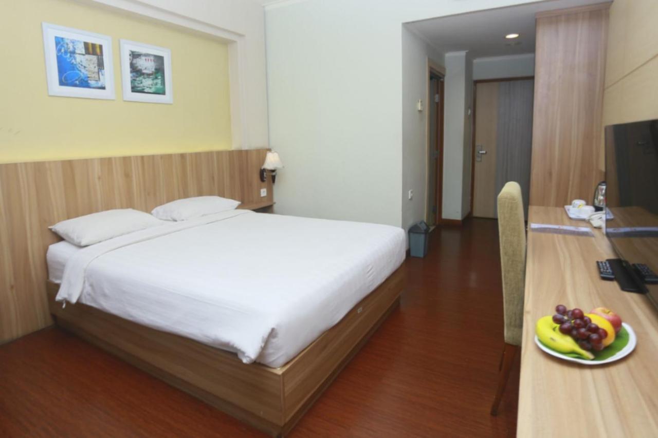 Utc Dago Hotel Bandung Buitenkant foto