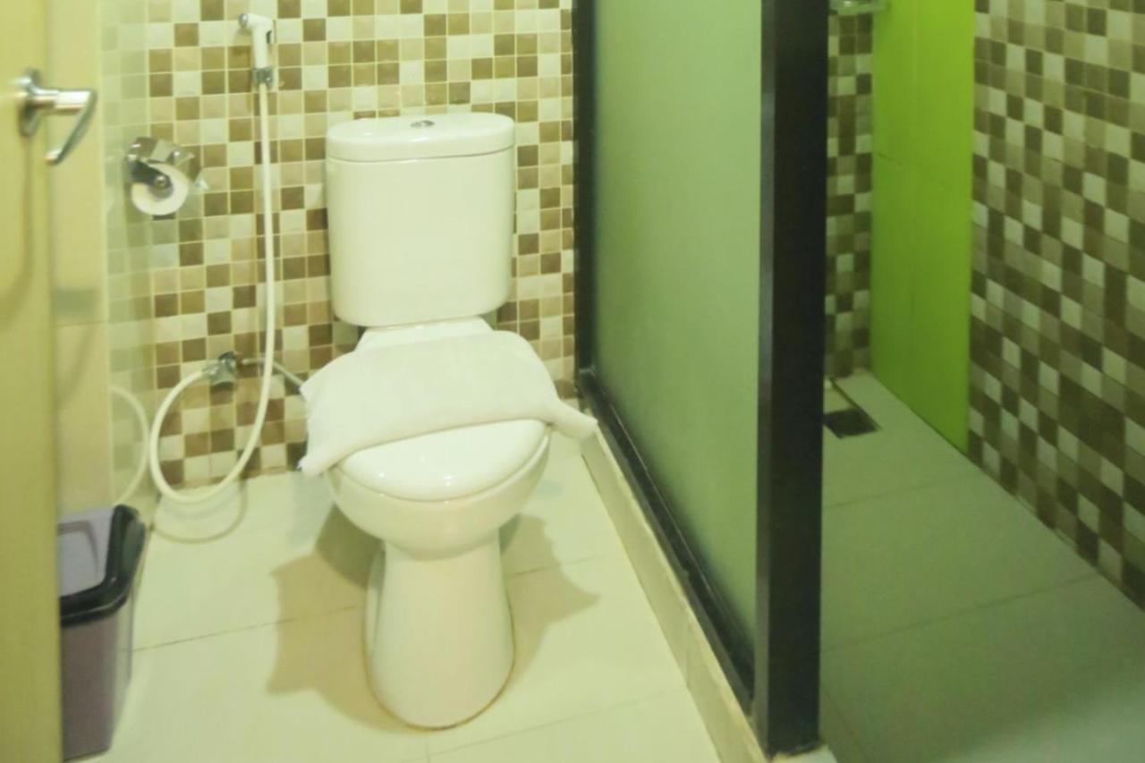Utc Dago Hotel Bandung Buitenkant foto