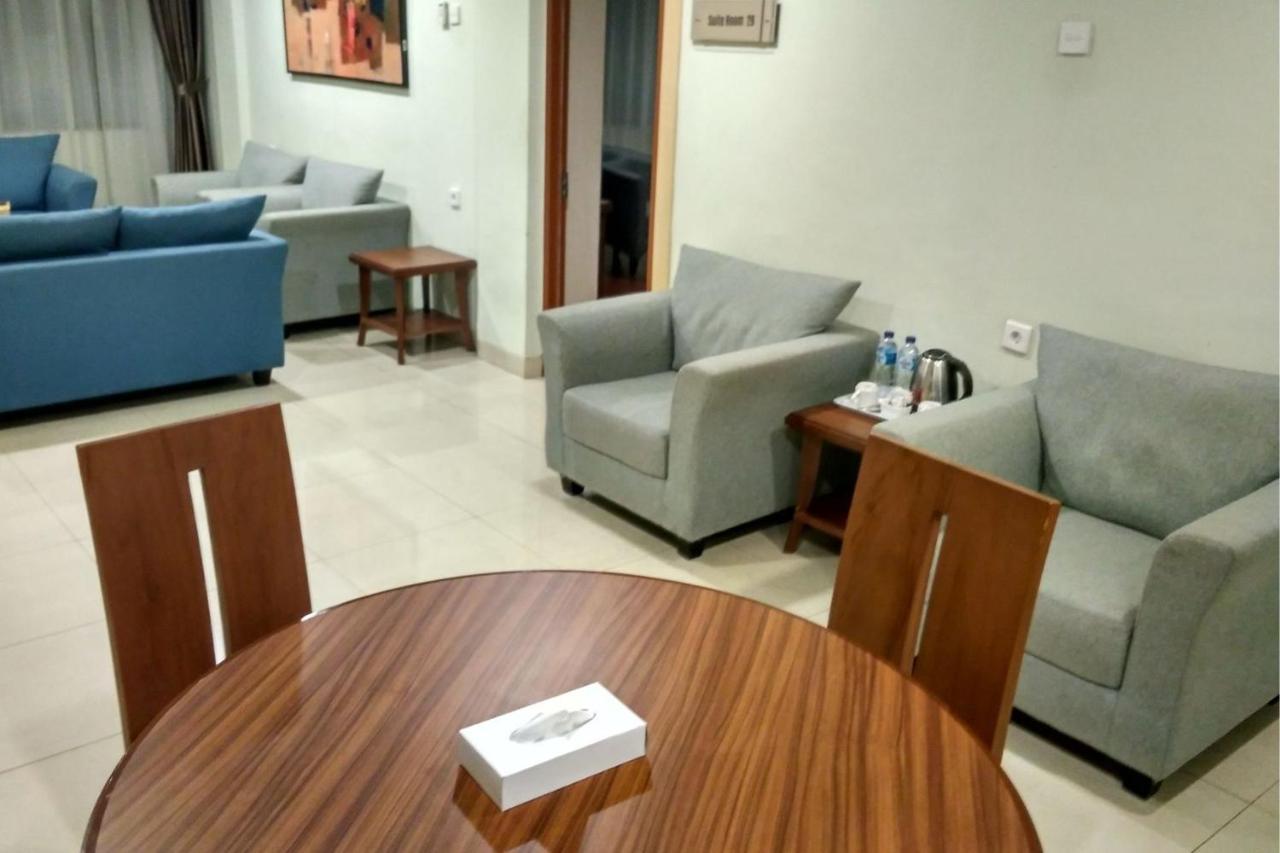 Utc Dago Hotel Bandung Buitenkant foto